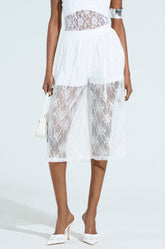 KELLY LACE SHORT