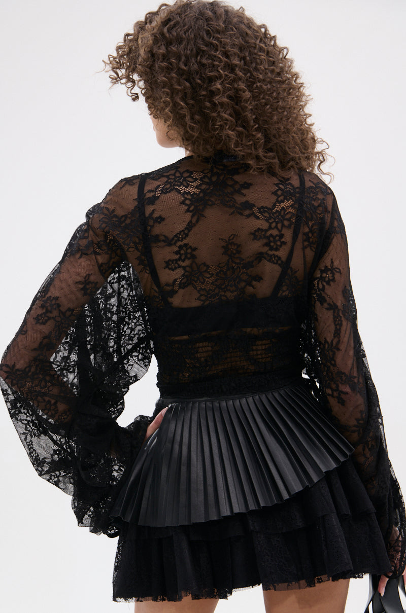 CAMILLA CROPPED RUCHED SLEEVE LACE TOP
