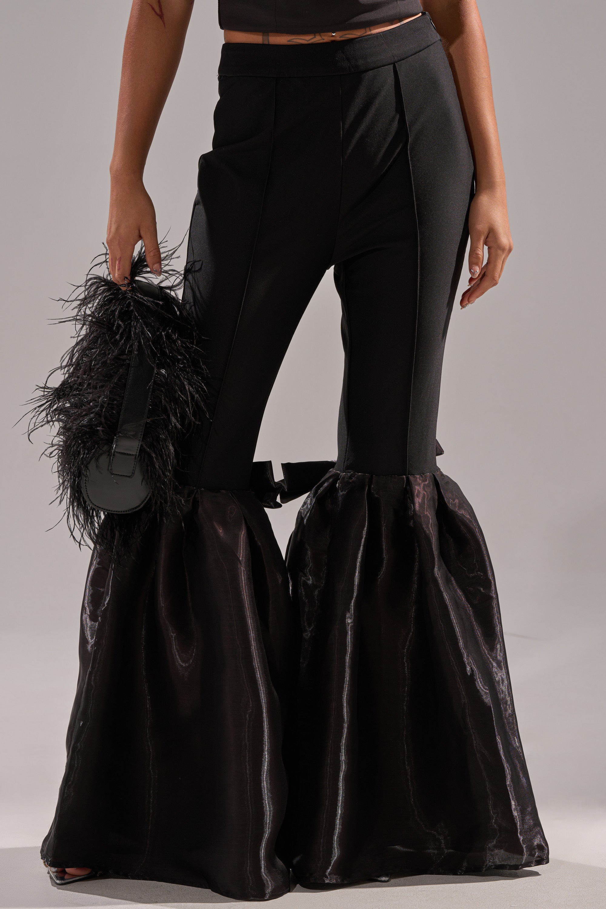 LILY TROUSER WITH BOW IN BLACK