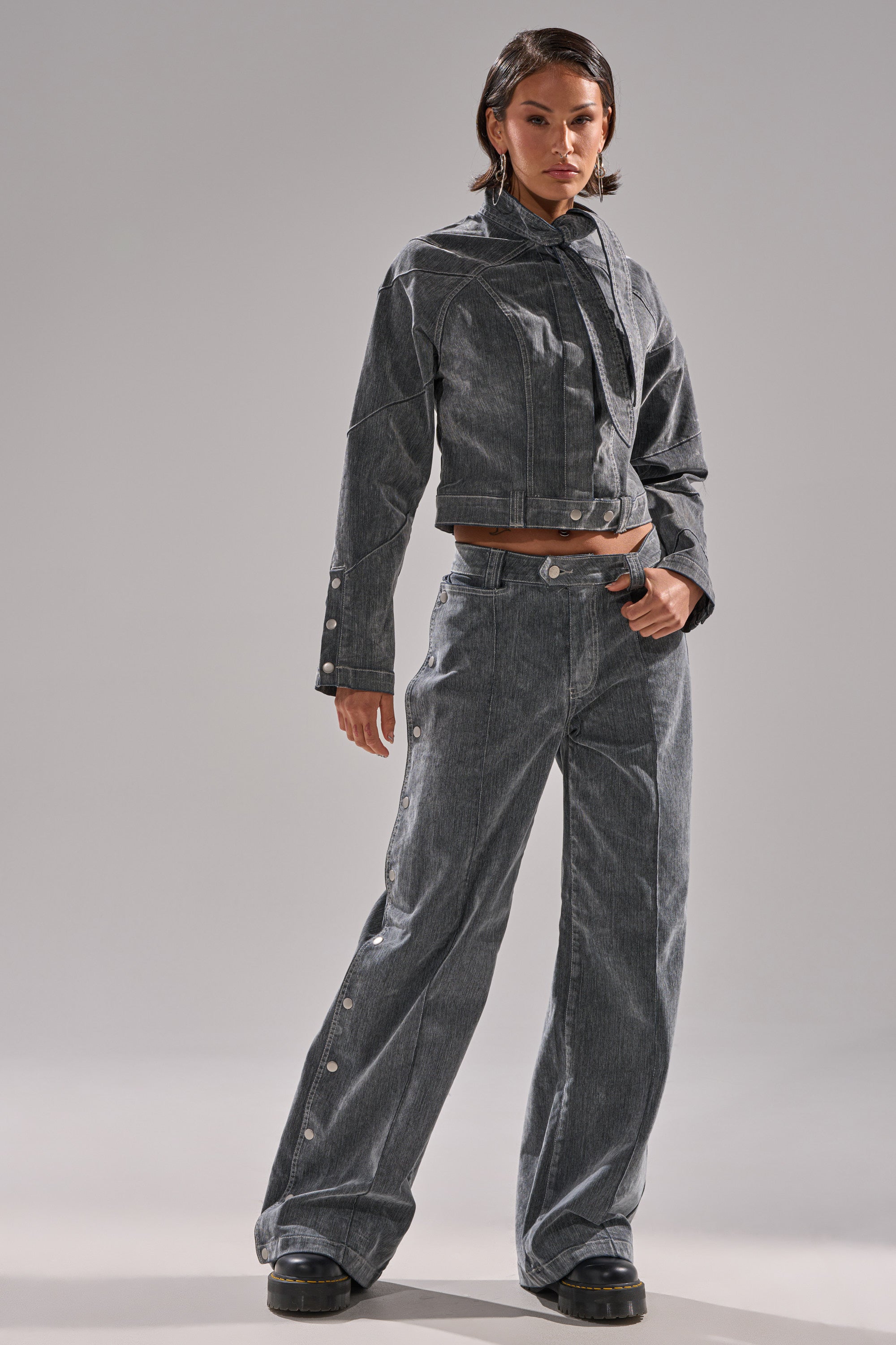 CATCHING EYES VELVET DENIM WIDE-LEG PANT