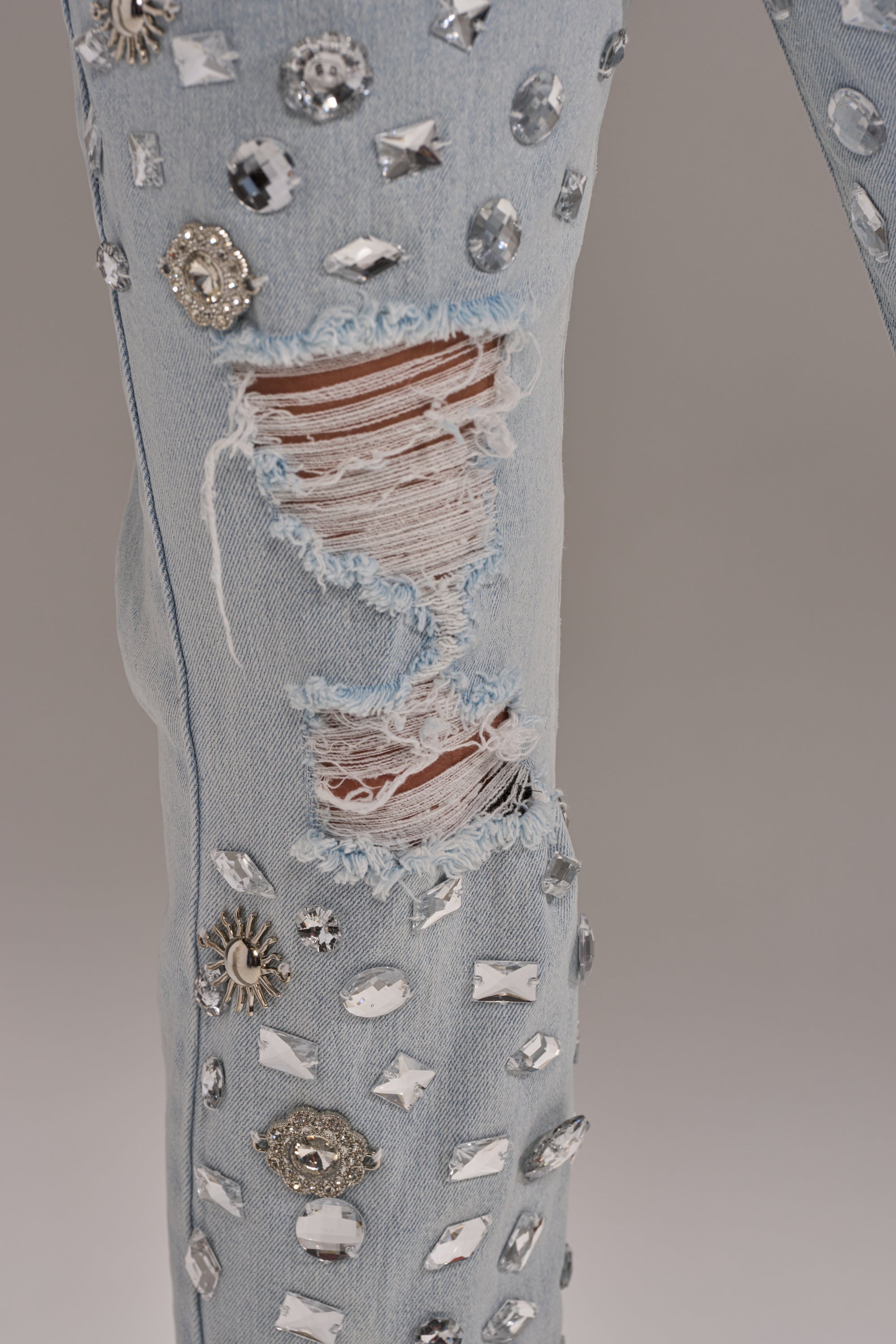 DAMN GIRL EMBELLISHED SKINNY DENIM