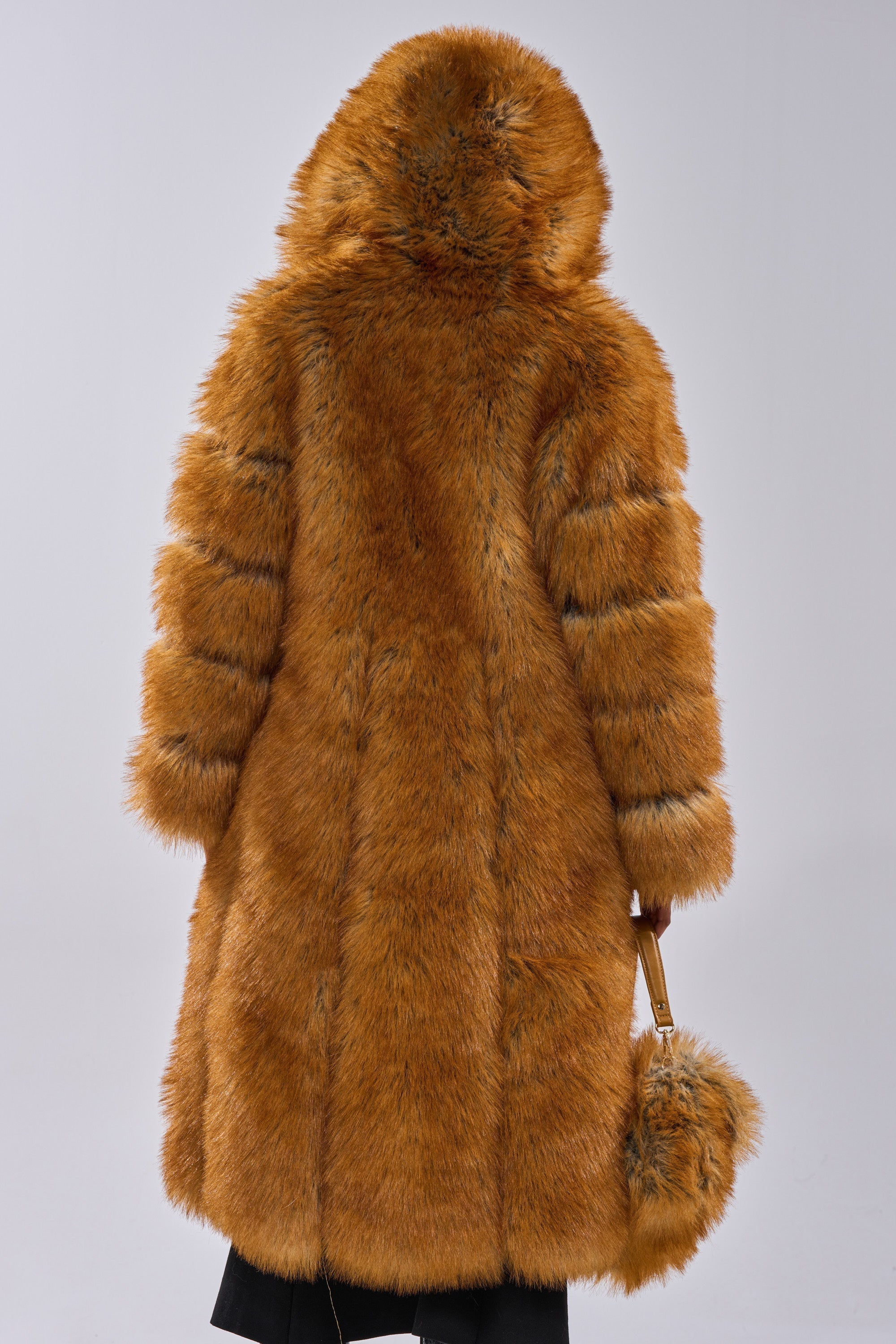 OLD MONEY FAUX FUR COAT